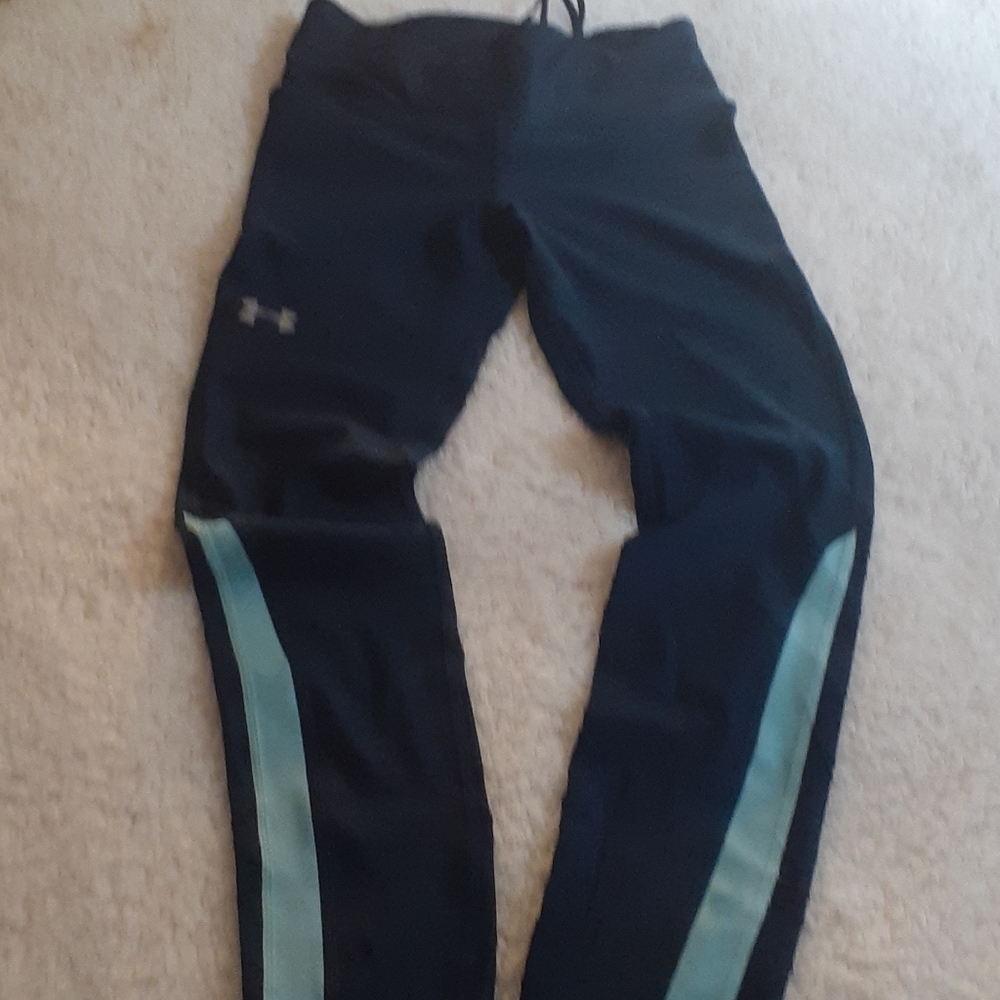 yoga pants